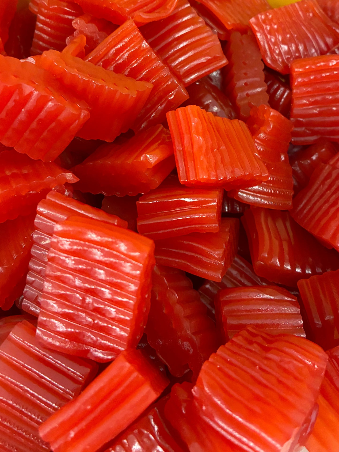 -4oz Red Licorice Squares